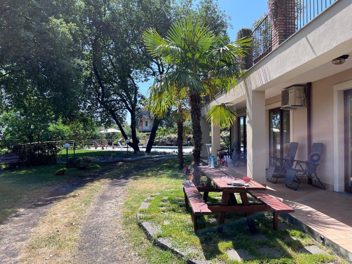 Etna Tra Le Querce Villa Санта Венерина Екстериор снимка