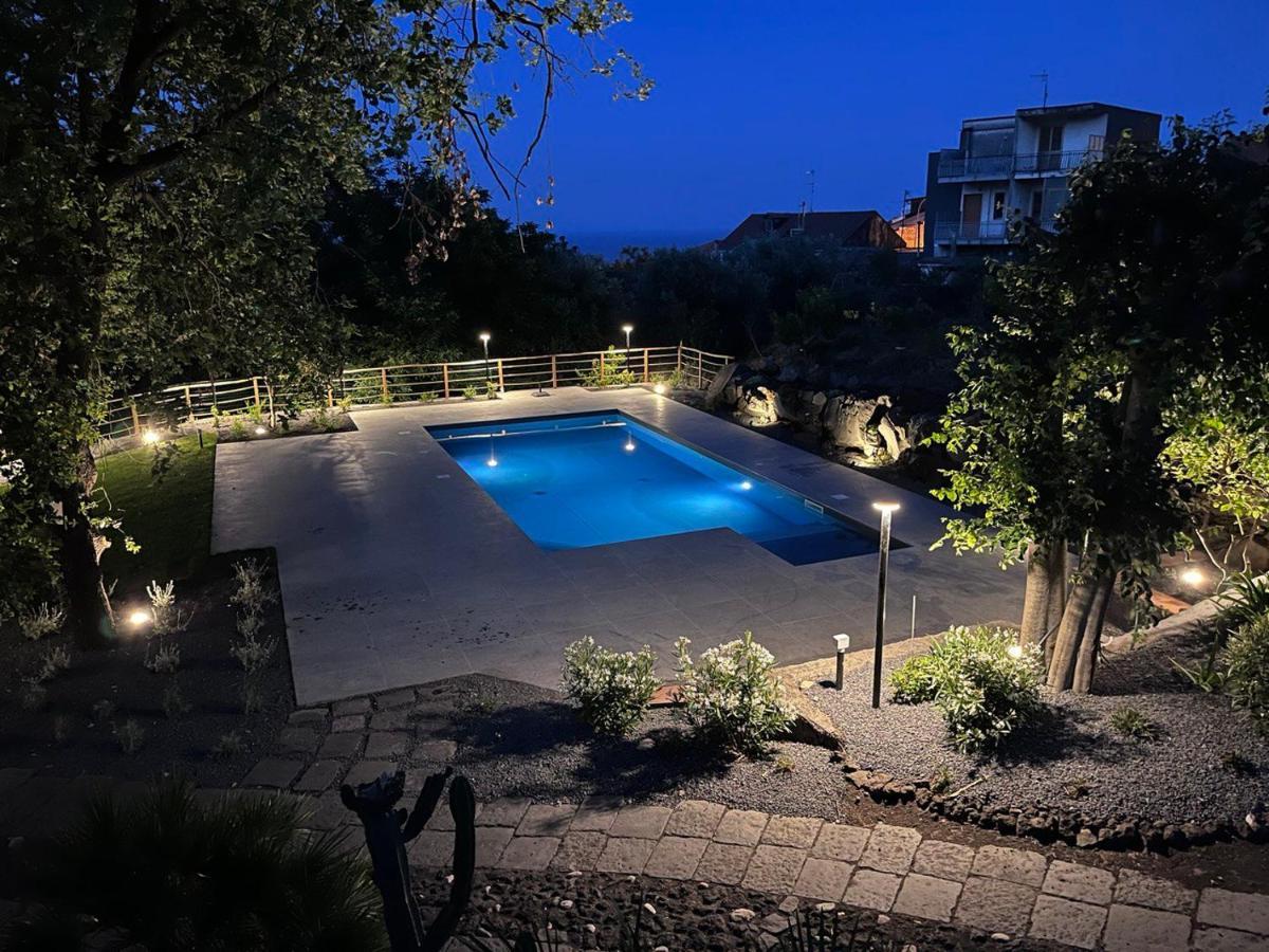 Etna Tra Le Querce Villa Санта Венерина Екстериор снимка